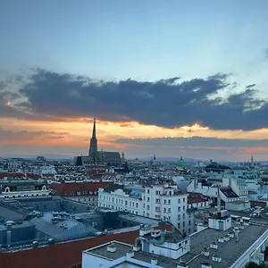 Center With 360° Rooftop Appartamento Vienna